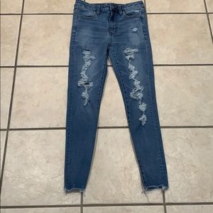 Women’s American Eagle jeans